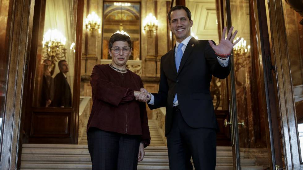 Exteriores recibe a Guaidó, pero da a la visita un perfil mínimo | España | EL PAÍS